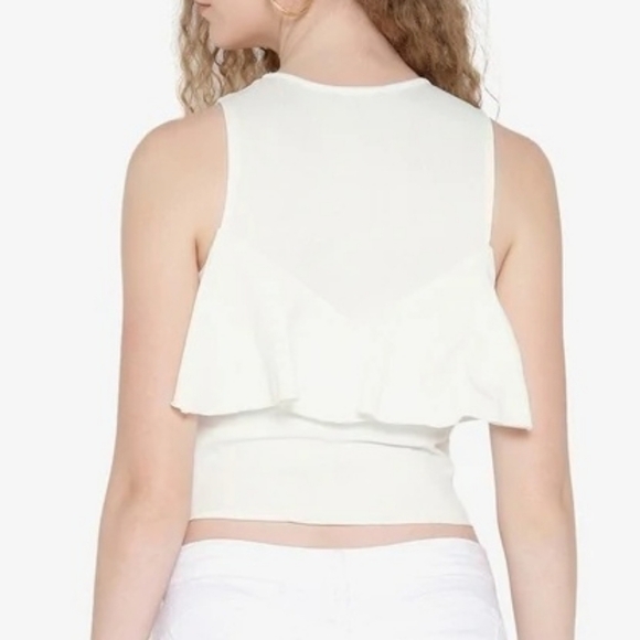 ZARA frilly top (xs) - never  worn - Picture 2 of 5